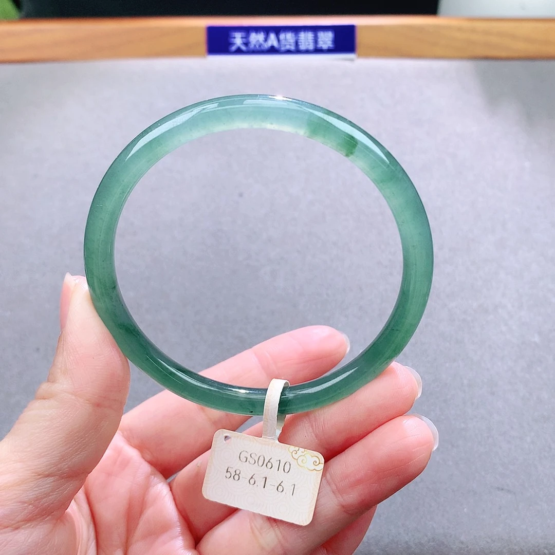未镶嵌手镯翡翠天然翡翠手镯a货
