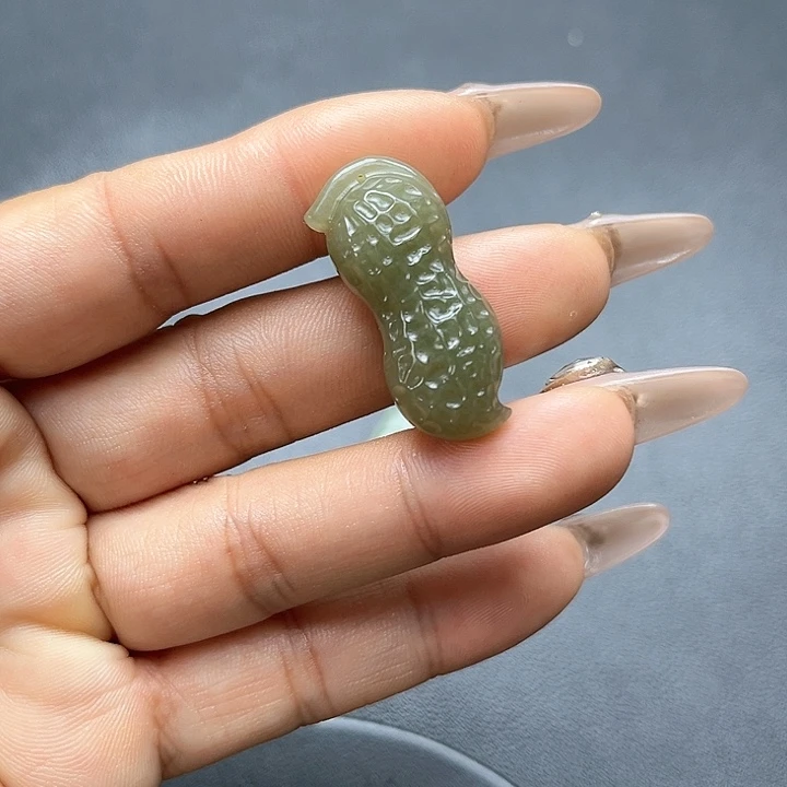 【闪购商品】颈饰未镶嵌和田玉