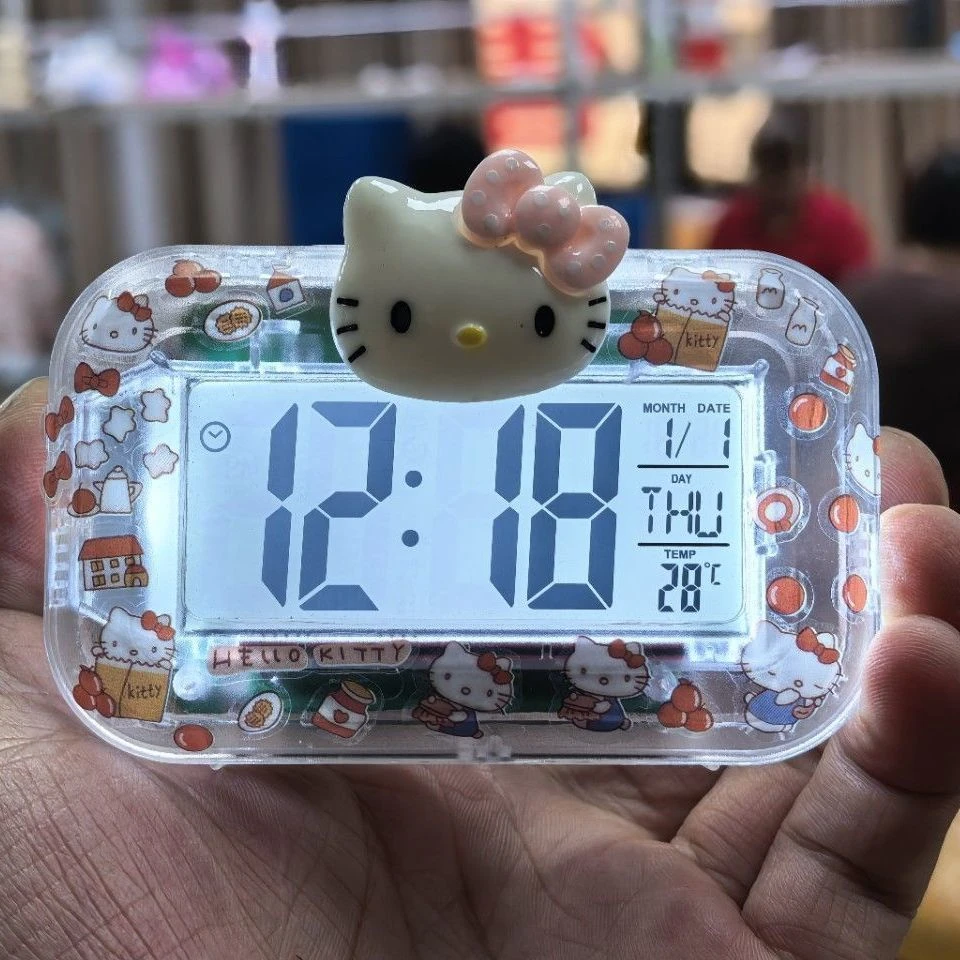 盘古可爱KT猫学生卧室家用宿舍必备便携迷你多功能桌面小闹钟方块