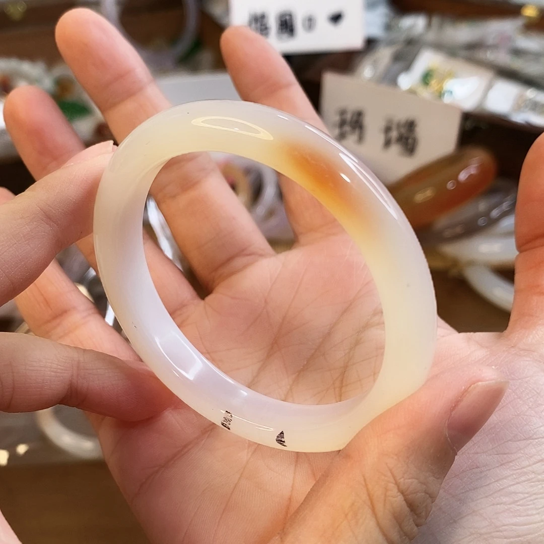 玛瑙/玉髓未镶嵌手镯A739。54.5圈