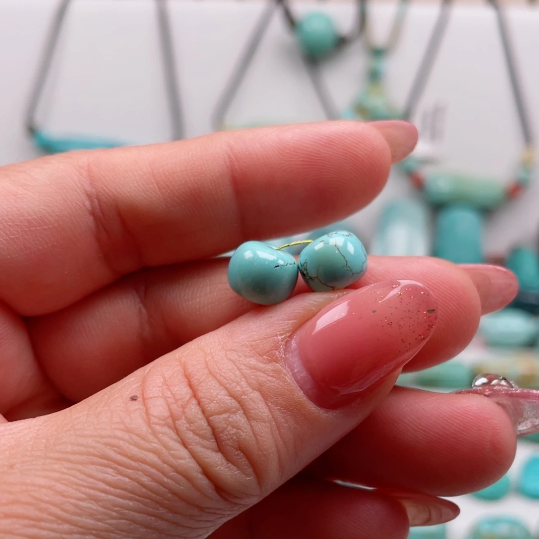 绿松石未镶嵌摆件