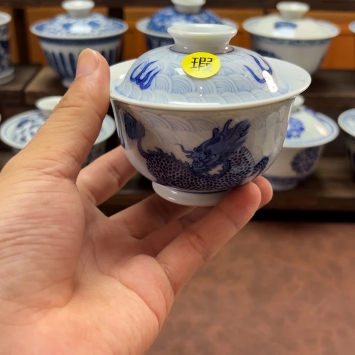 景德镇纯手工手绘麒麟盖碗