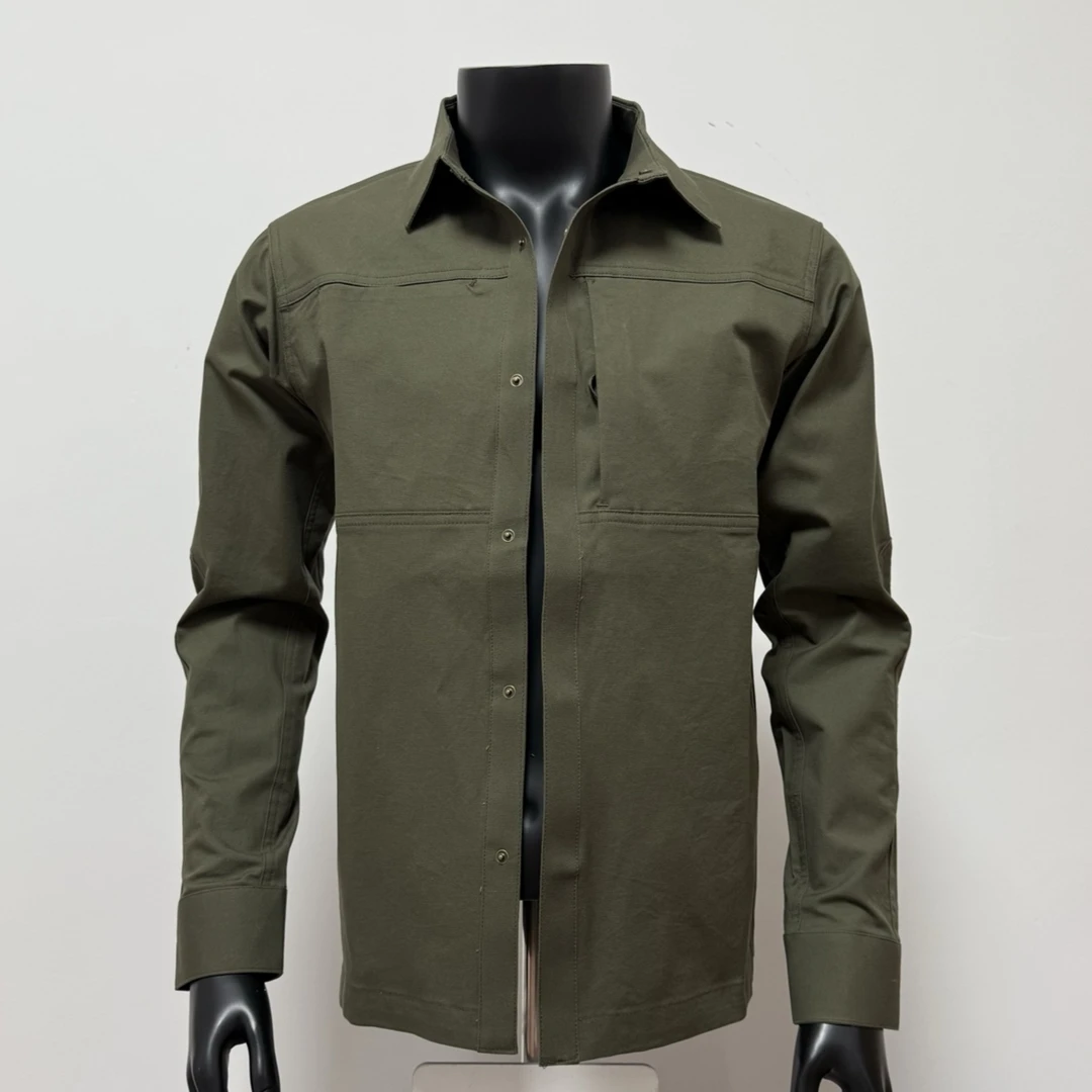 守望站春秋休闲长袖男士通勤休闲战术衬衣工装风压胶软壳夹克男