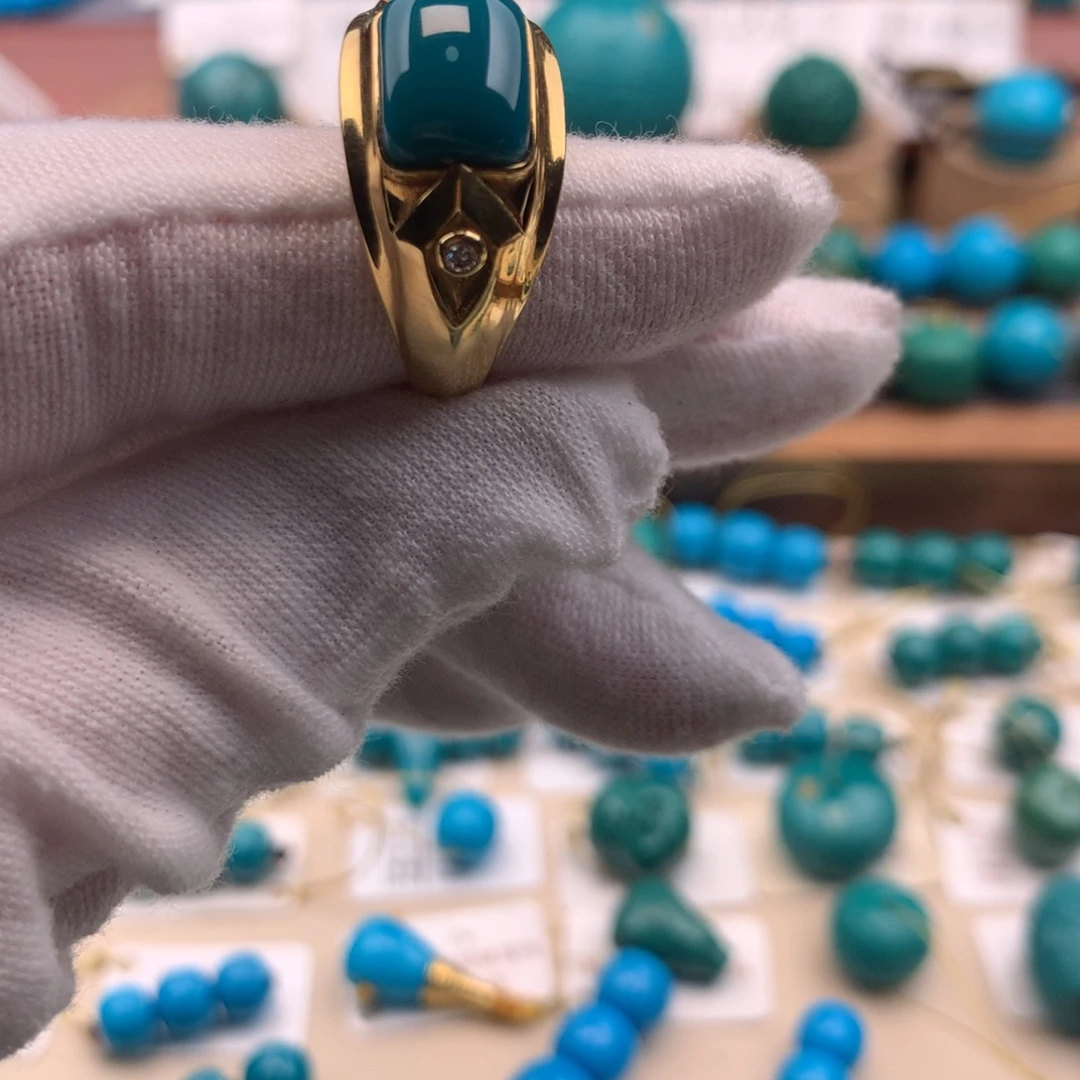 绿松石18K金镶嵌珠宝奇石