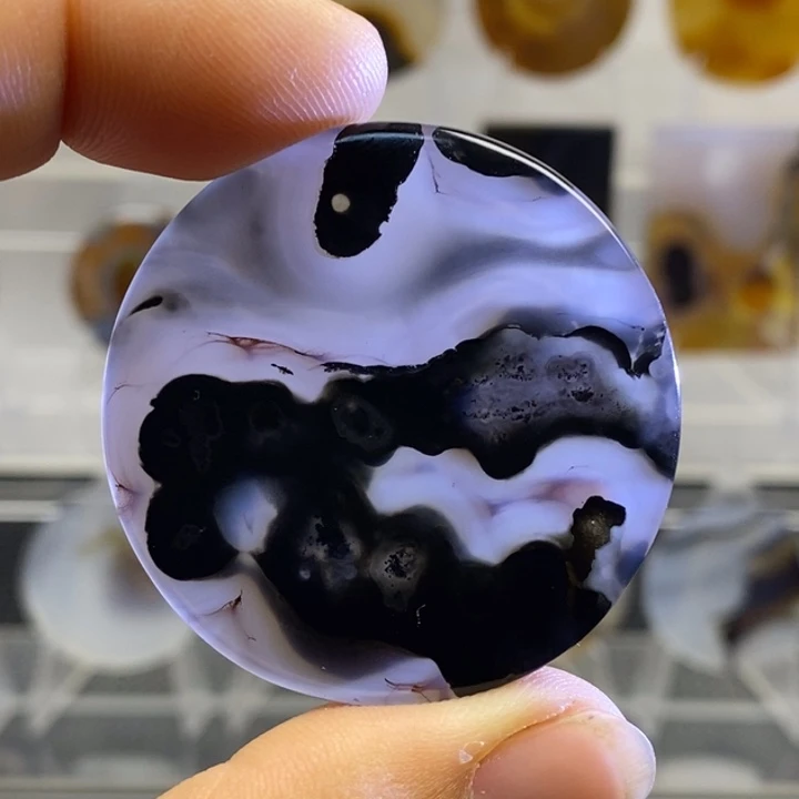 玛瑙/玉髓颈饰未镶嵌