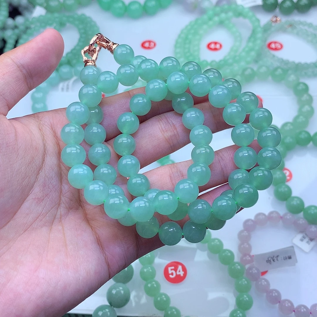 亿***保翡翠未镶嵌毛衣链