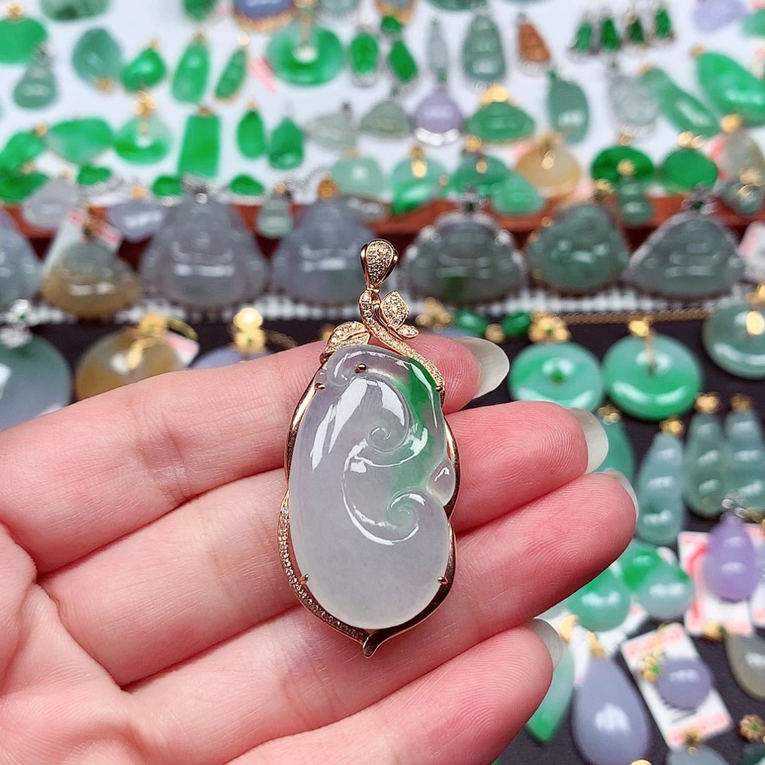 翡翠18K金镶嵌颈饰天然翡翠A货