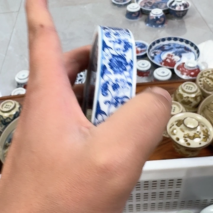 瓷片青花缠枝莲杯垫