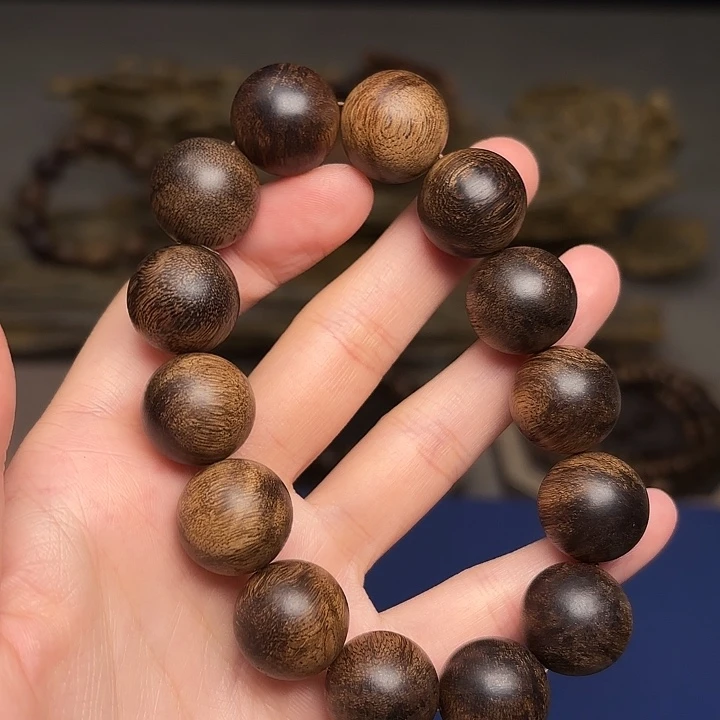 沉香手串越南芽庄黄棋楠瘤疤1.6
