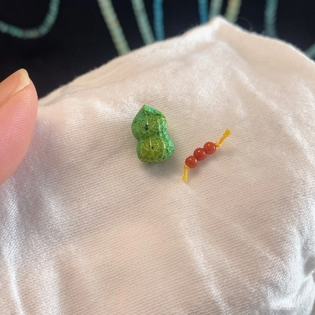 南红玛瑙未镶嵌珠宝奇石