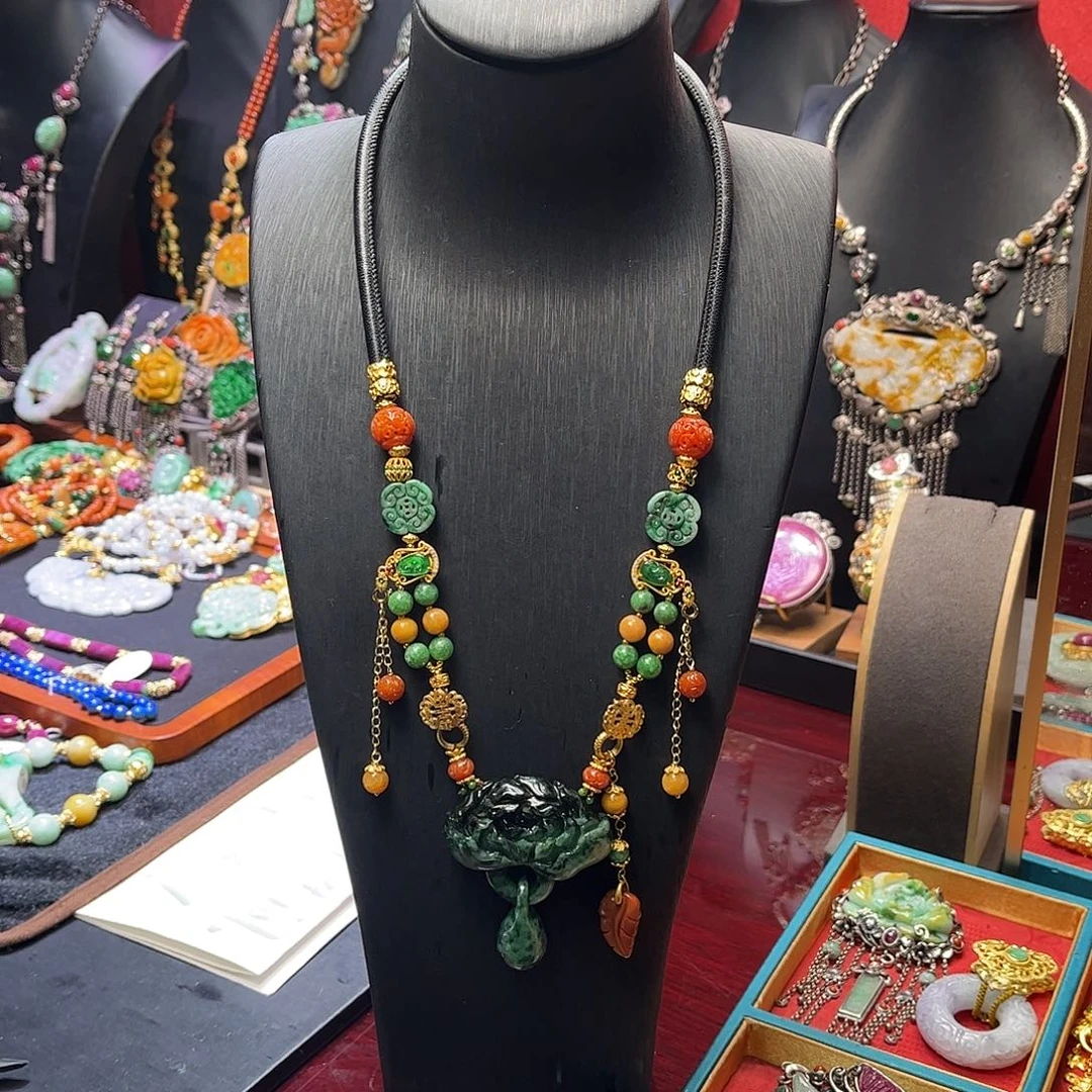 翡翠未镶嵌套链双十二直降不议价