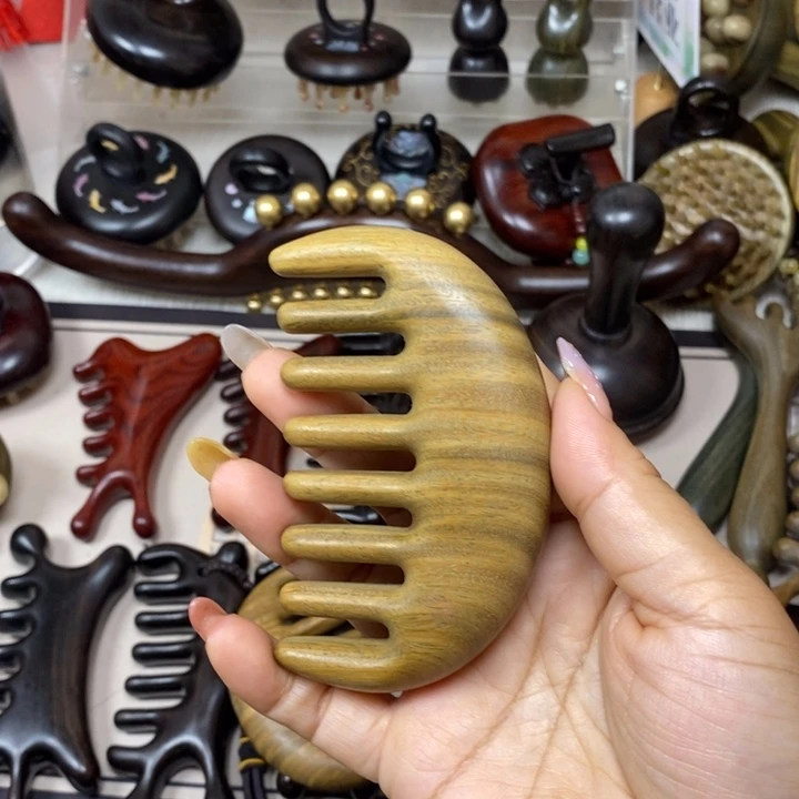 绿檀八齿经络按摩梳