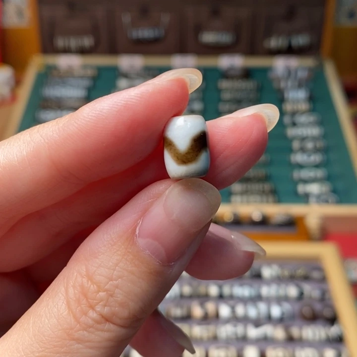 未镶嵌玛瑙/玉髓珠宝半成品