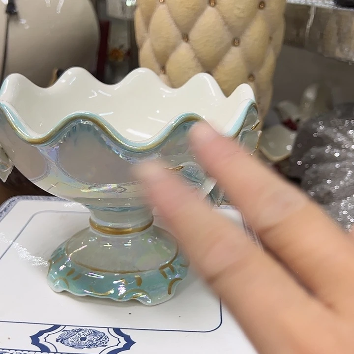 瓷片瑕。。。。。。。。。。。。。。。。。。