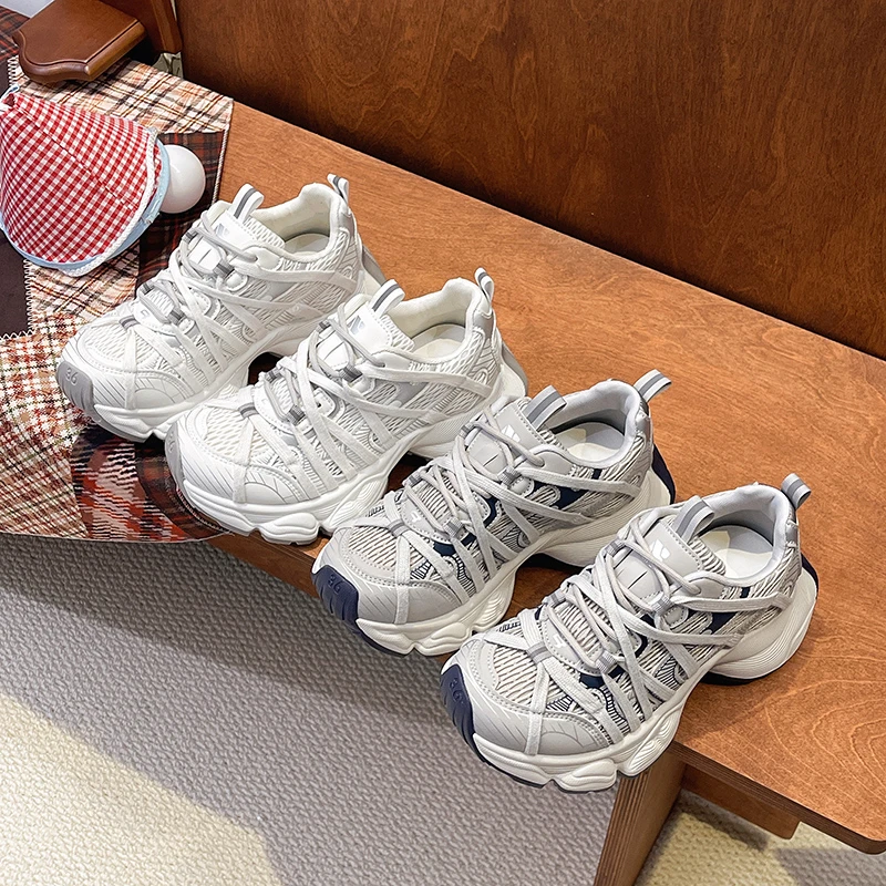 2025炸街老鞋鞋女厚底新款冬季时尚百搭透气小众设计感运动休闲鞋