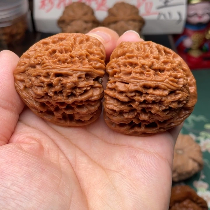 【闪购商品】把件文玩核桃43+南疆石