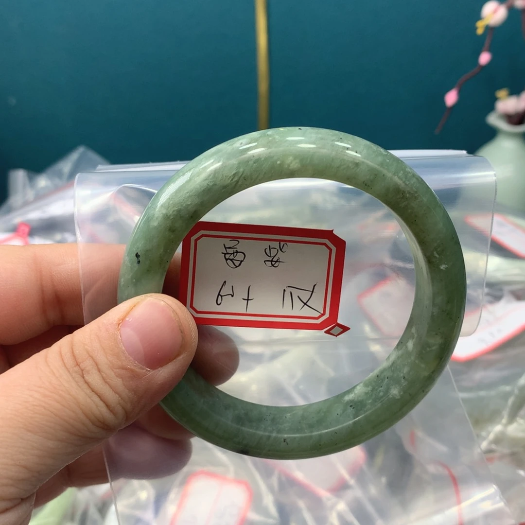 蛇纹石玉手镯未镶嵌嘦*°