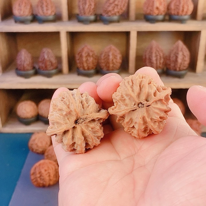 文玩核桃吊坠79苹果园