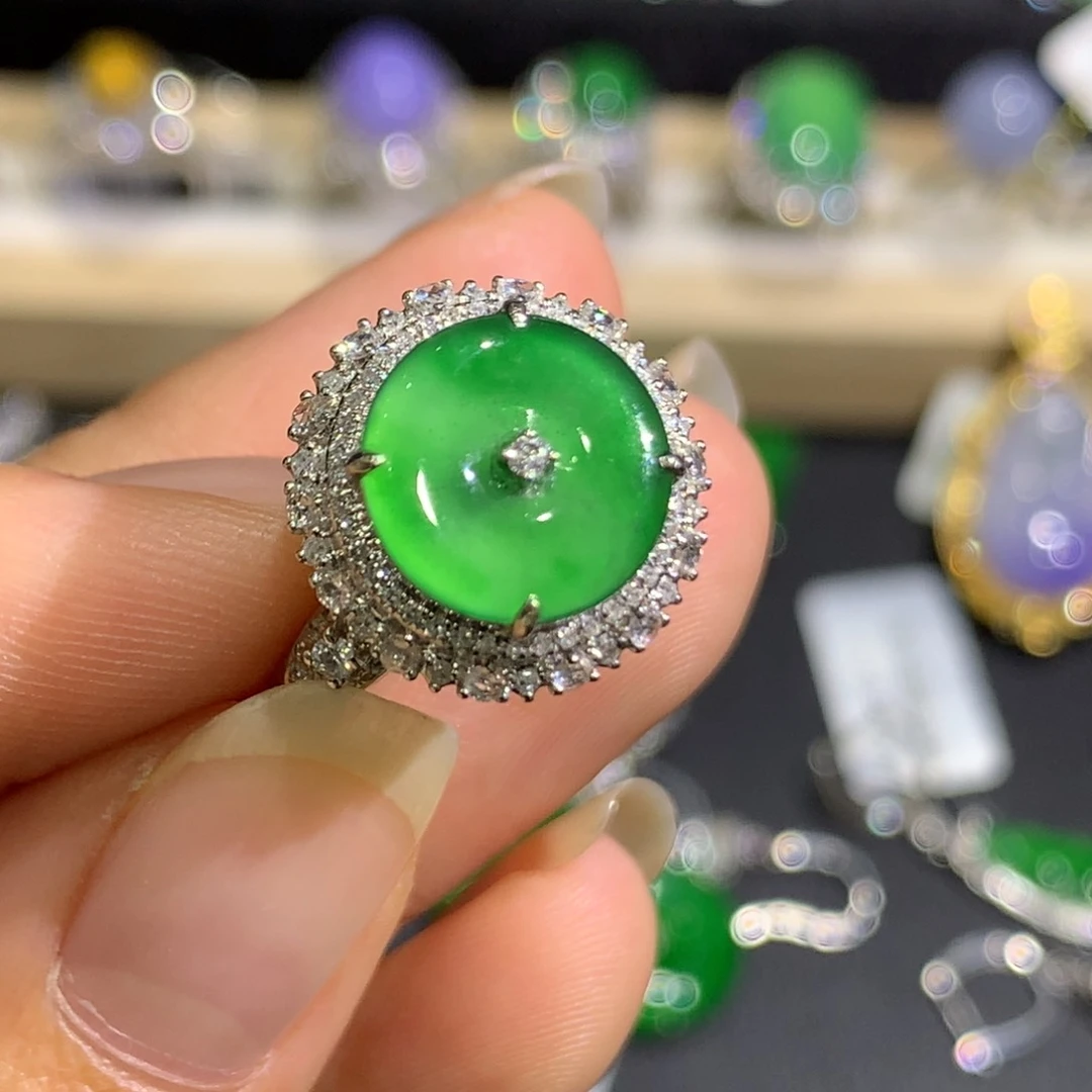 翡翠戒指18K金镶嵌8、