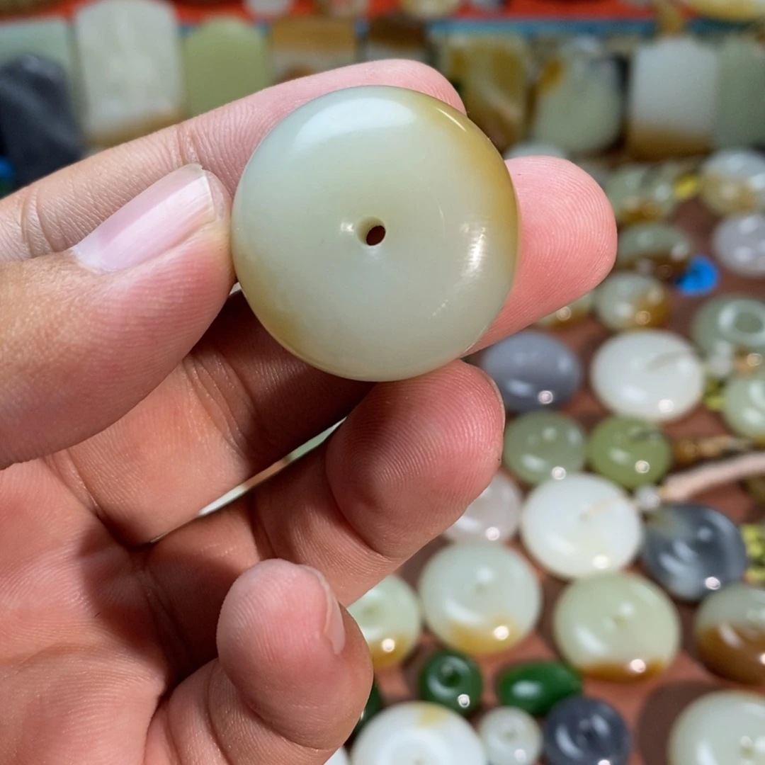 吊坠(不含链)未镶嵌和田玉