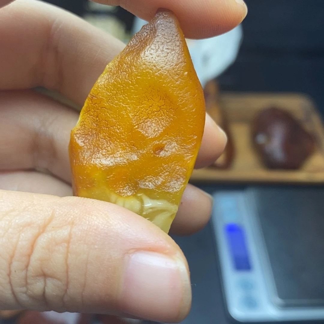 未镶嵌定制蜜蜡石