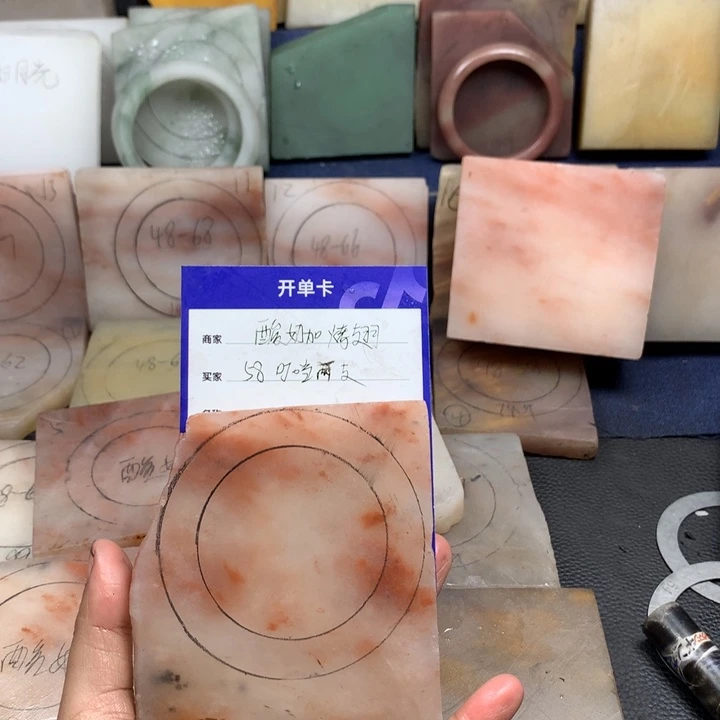 石英质玉手镯未镶嵌酸****0定制手镯