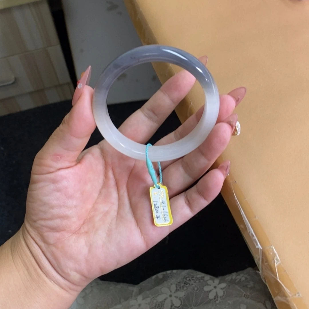 【闪购商品】和田玉手镯未镶嵌紫白半山水手镯