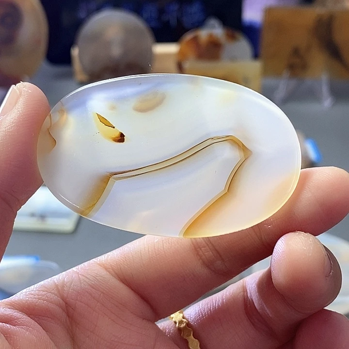 玛瑙/玉髓未镶嵌珠宝半成品