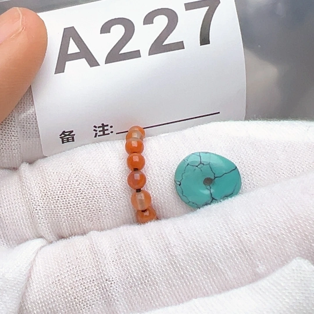 南红玛瑙未镶嵌珠宝奇石