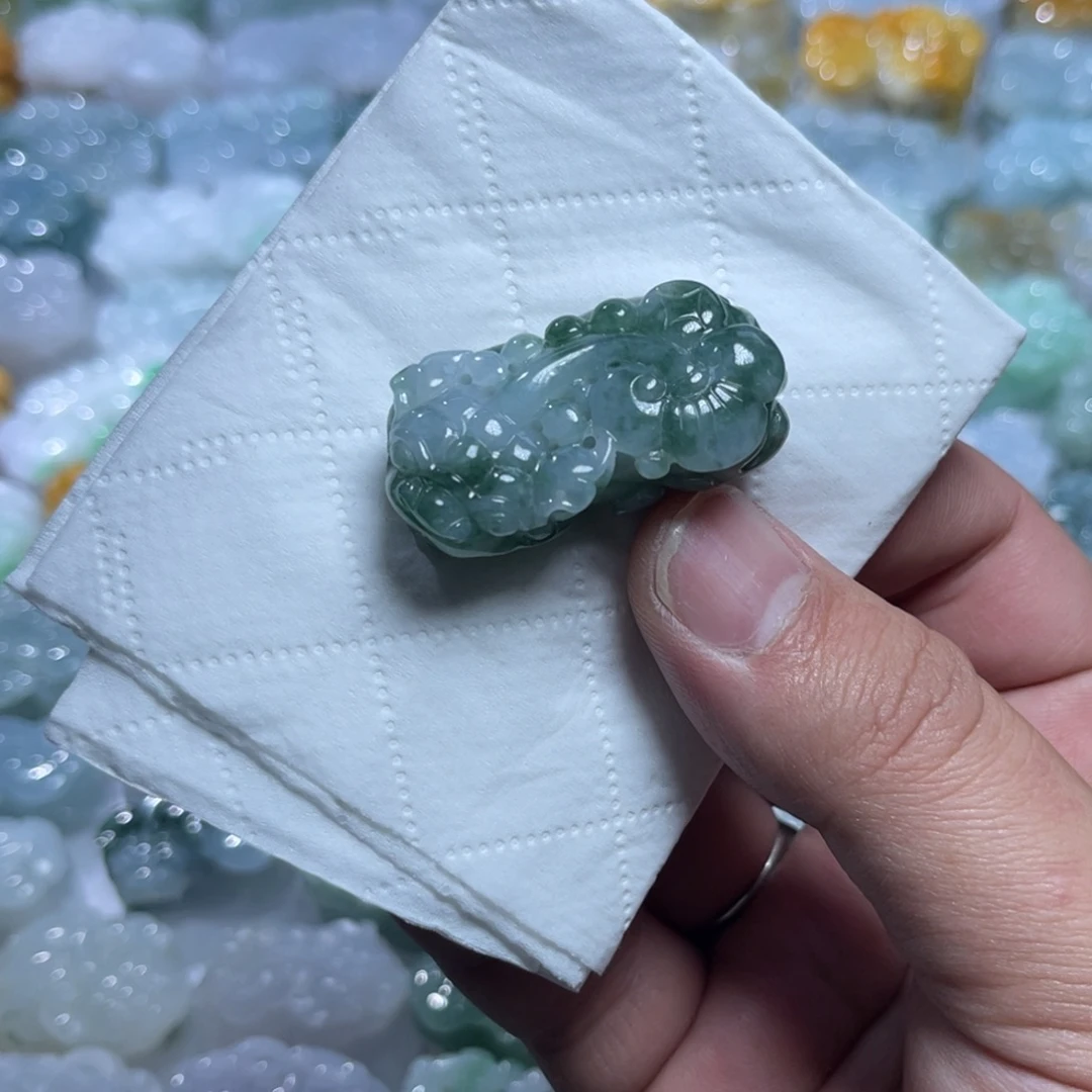 翡翠未镶嵌颈饰天然