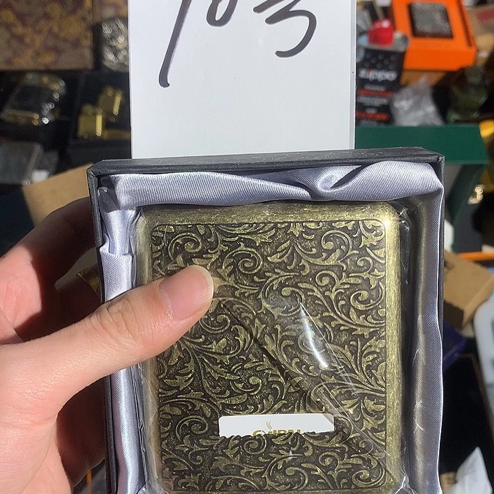 简***了90号青铜唐草烟盒