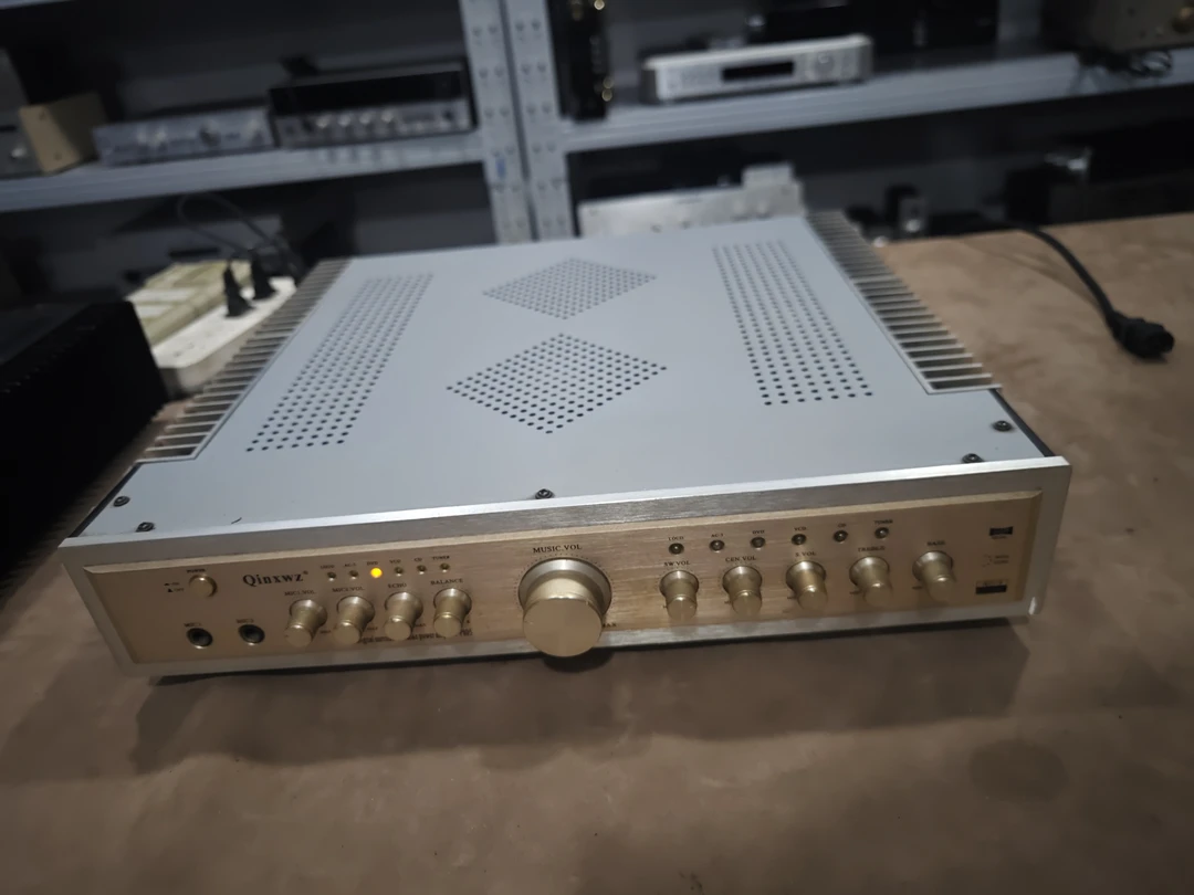 8新  奇派功放机不包邮不退换货