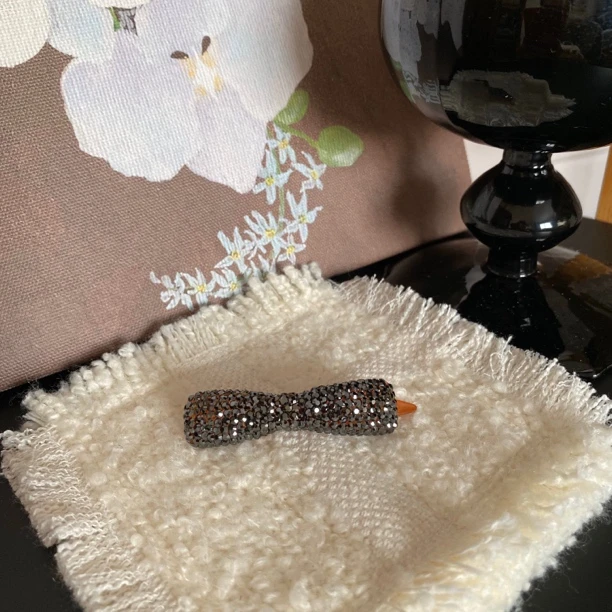 Z107蝴蝶结闪钻青蛙扣别夹