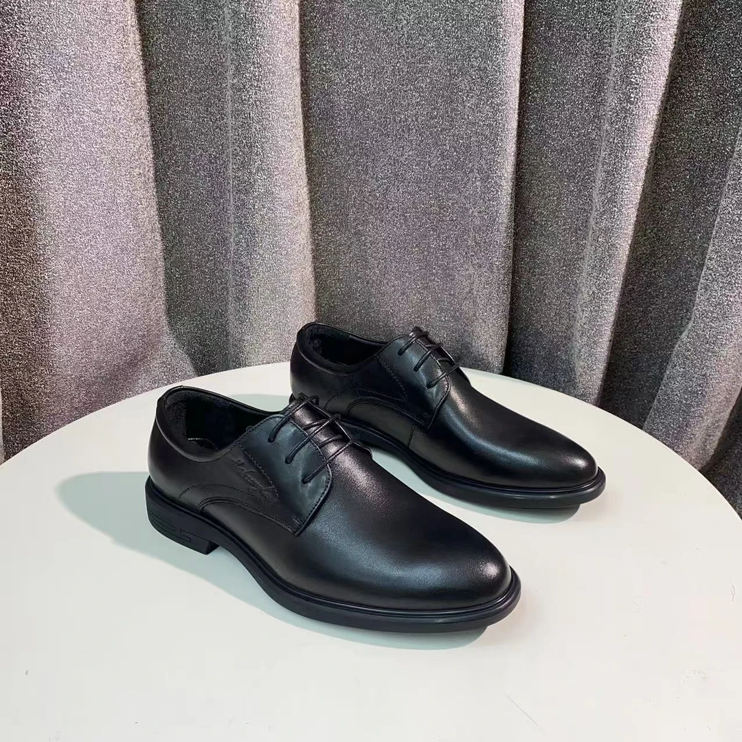 C1443 黑色  时尚低跟舒适软底男士真皮休闲商务皮鞋