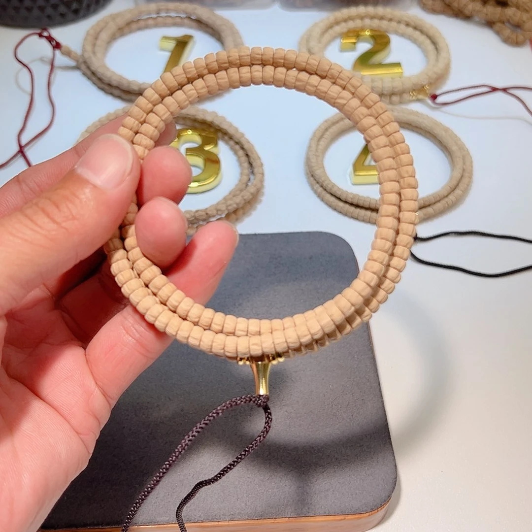 柏香籽/百香籽吊坠轩**玩