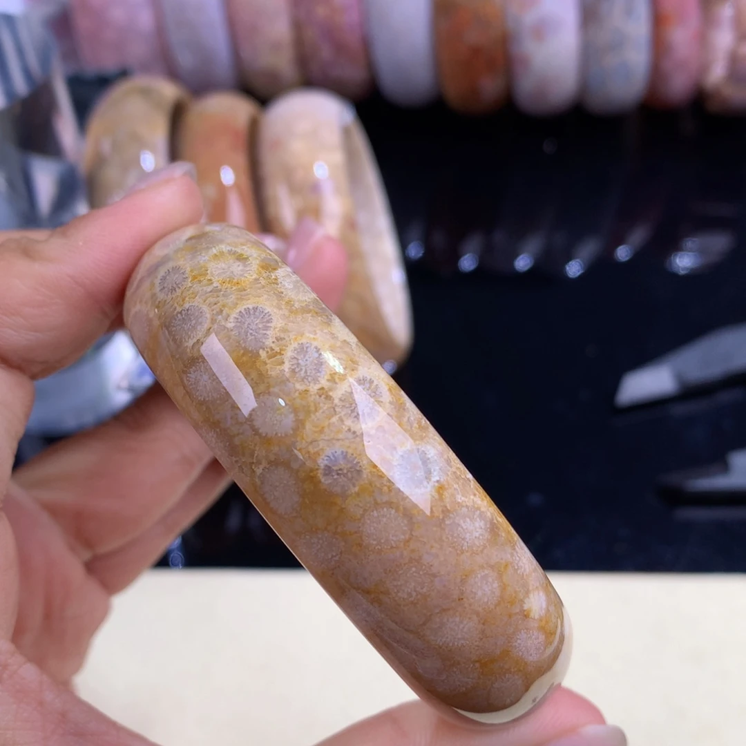 硅化珊瑚（珊瑚玉）未镶嵌吊坠(赠链)23号蓝底花57圈口