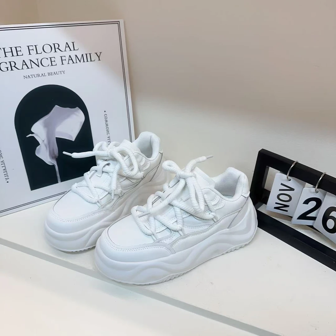 2025新款男女情侣鞋韩版时尚百搭潮流厚底休闲板鞋1819