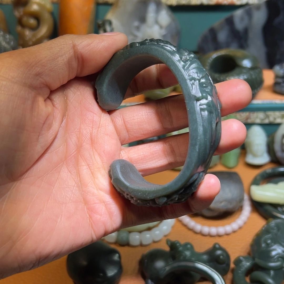 和田玉未镶嵌挂件