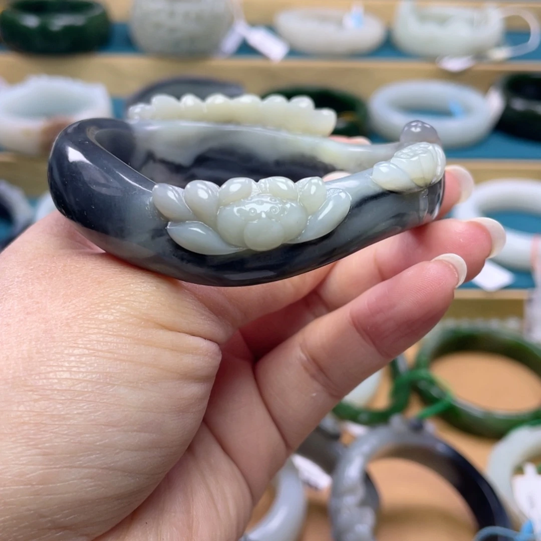 未镶嵌手镯和田玉菲****)圈口58