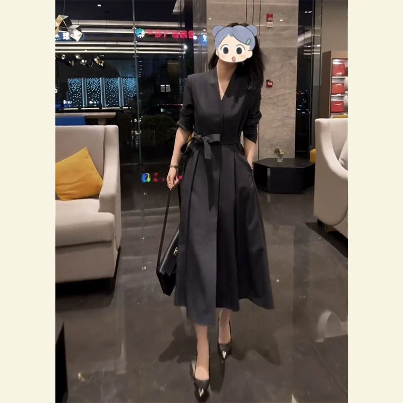 秋季气场强女神范法式气质长裙高级感修身显瘦黑色西装连衣裙子