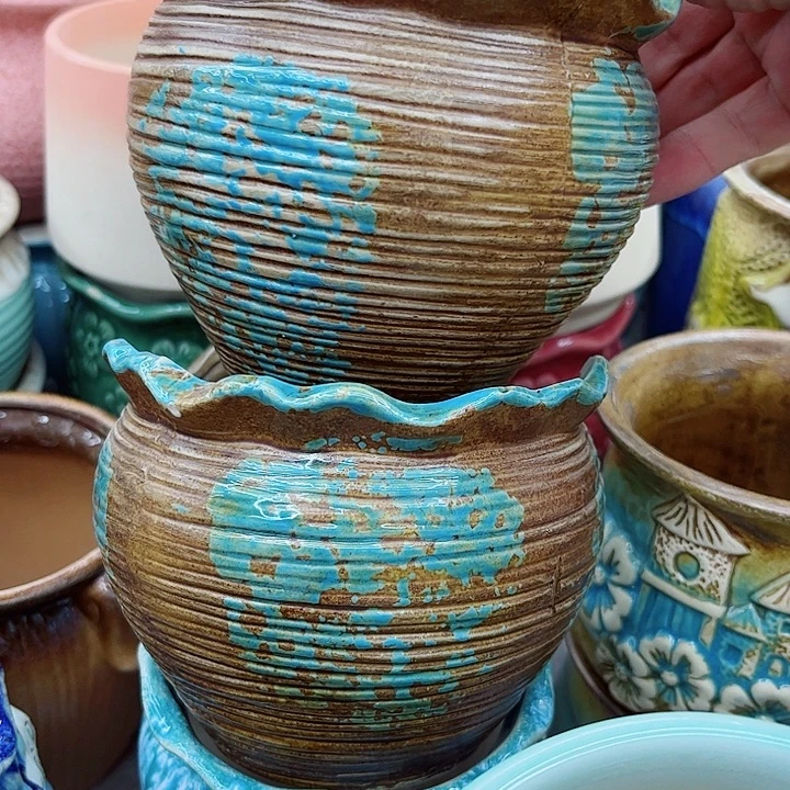 多肉綠植陶瓷花盆9.9包郵，有孔