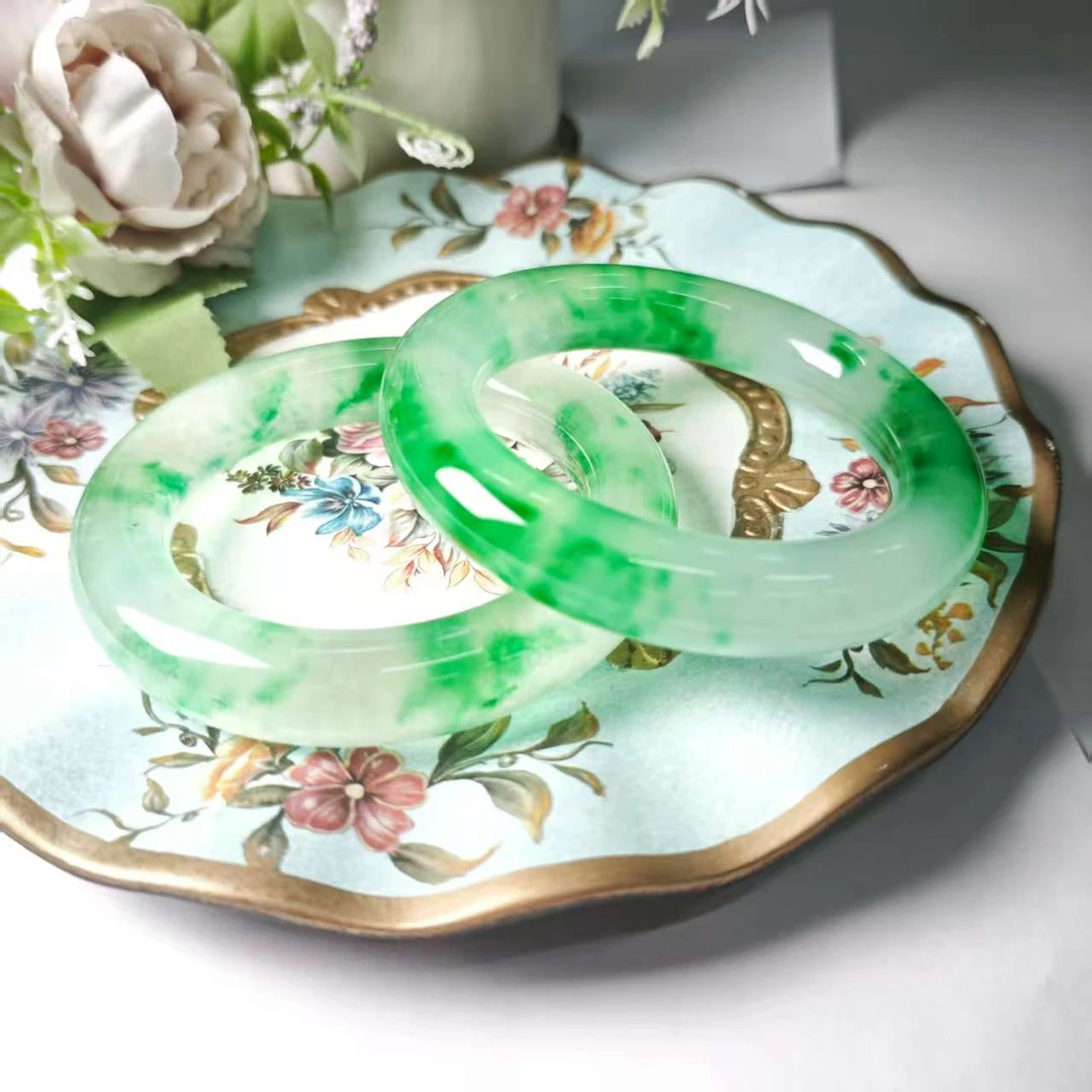 k878-@高端奢饰甄选手镯多样性发一件