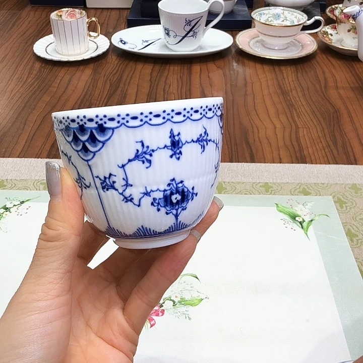 瓷片杯子杯子杯子杯子水杯杯子