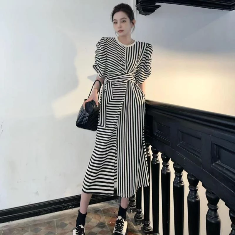 大码法式气质泡泡袖连衣裙女202新款胖MM收腰显瘦蝴蝶结绑带长裙