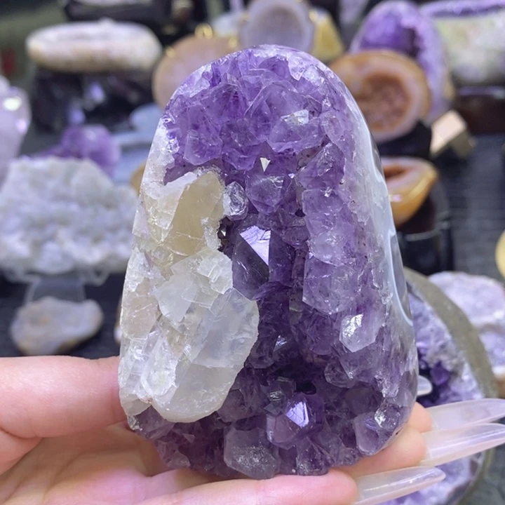 未镶嵌珠宝半成品紫晶奇石簇