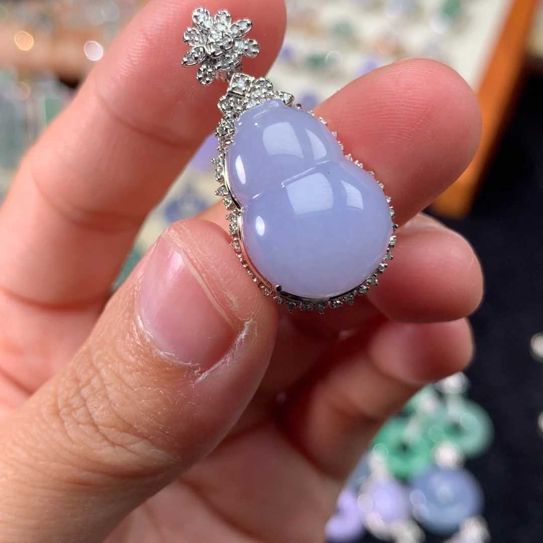 吊坠(不含链)18K金镶嵌翡翠