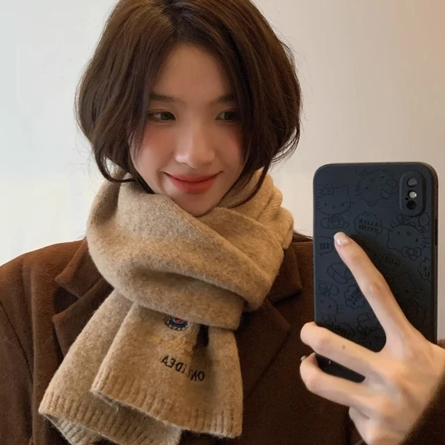 小熊刺绣针织围巾女秋冬季羊毛混纺百搭学生保暖加厚高级感围脖潮