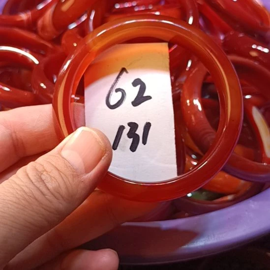 玛瑙/玉髓未镶嵌手镯