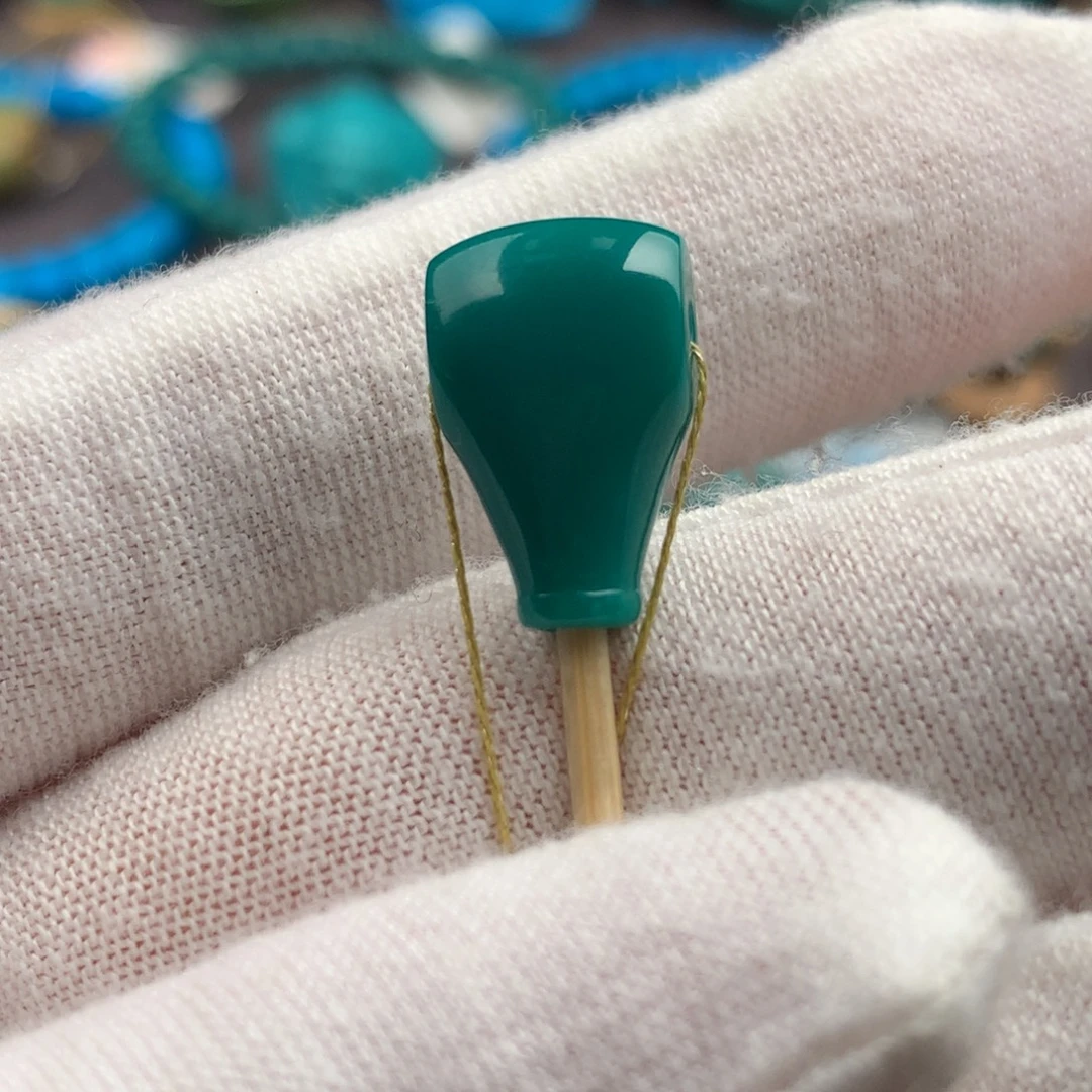 绿松石未镶嵌绿松石9*6mm