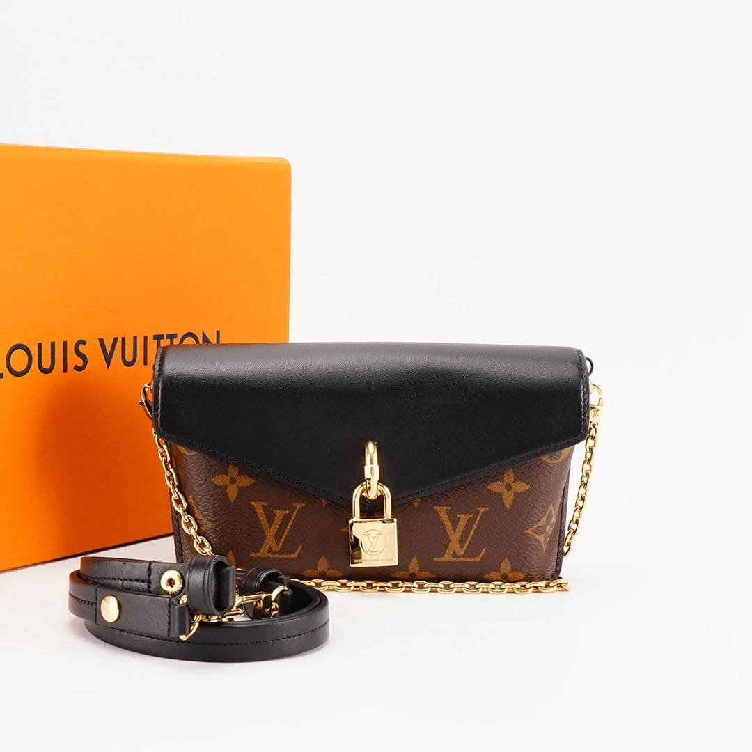 95新 LouisVuitton/路易威登 【诗诗一口价】黑锁头padlock